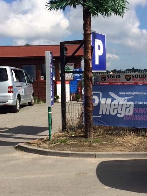 Zdjęcie Gdańsk Parking Lotnisko | Mega Park Service
