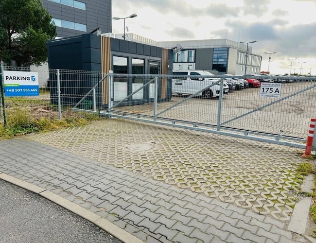 Parking Piątka - lotnisko Gdańsk-Rębiechowo (GDN) - zdjęcie 6