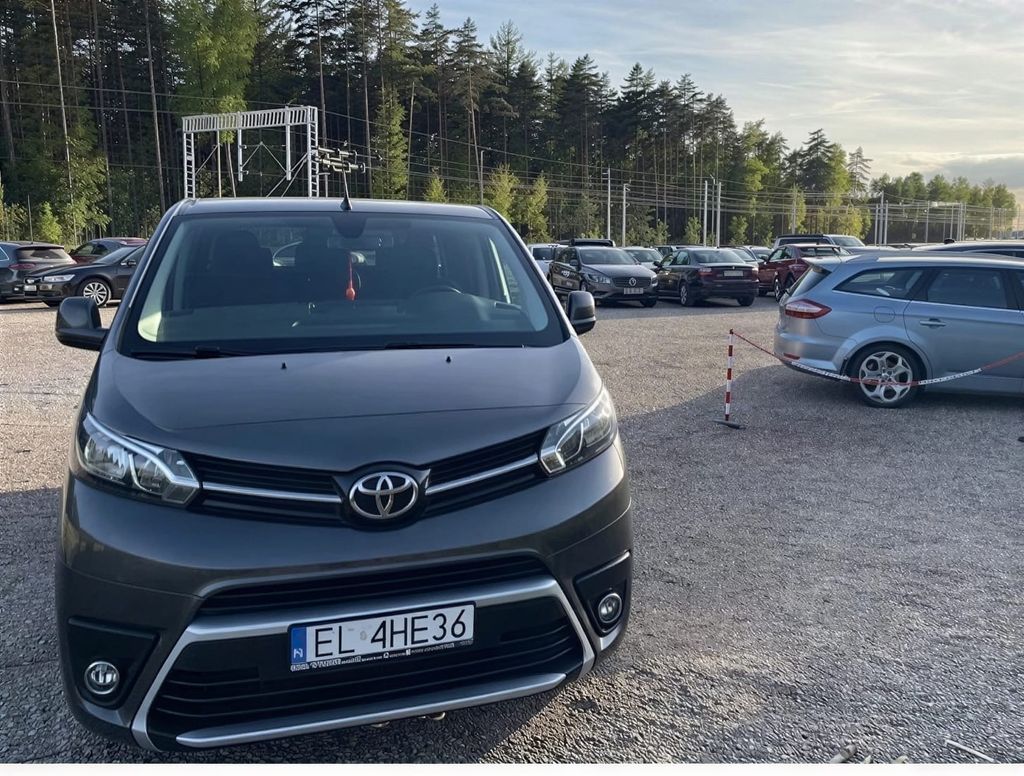 Auto Airport Parking - parking 400 m od lotniska Gdańsk-Rębiechowo GDN