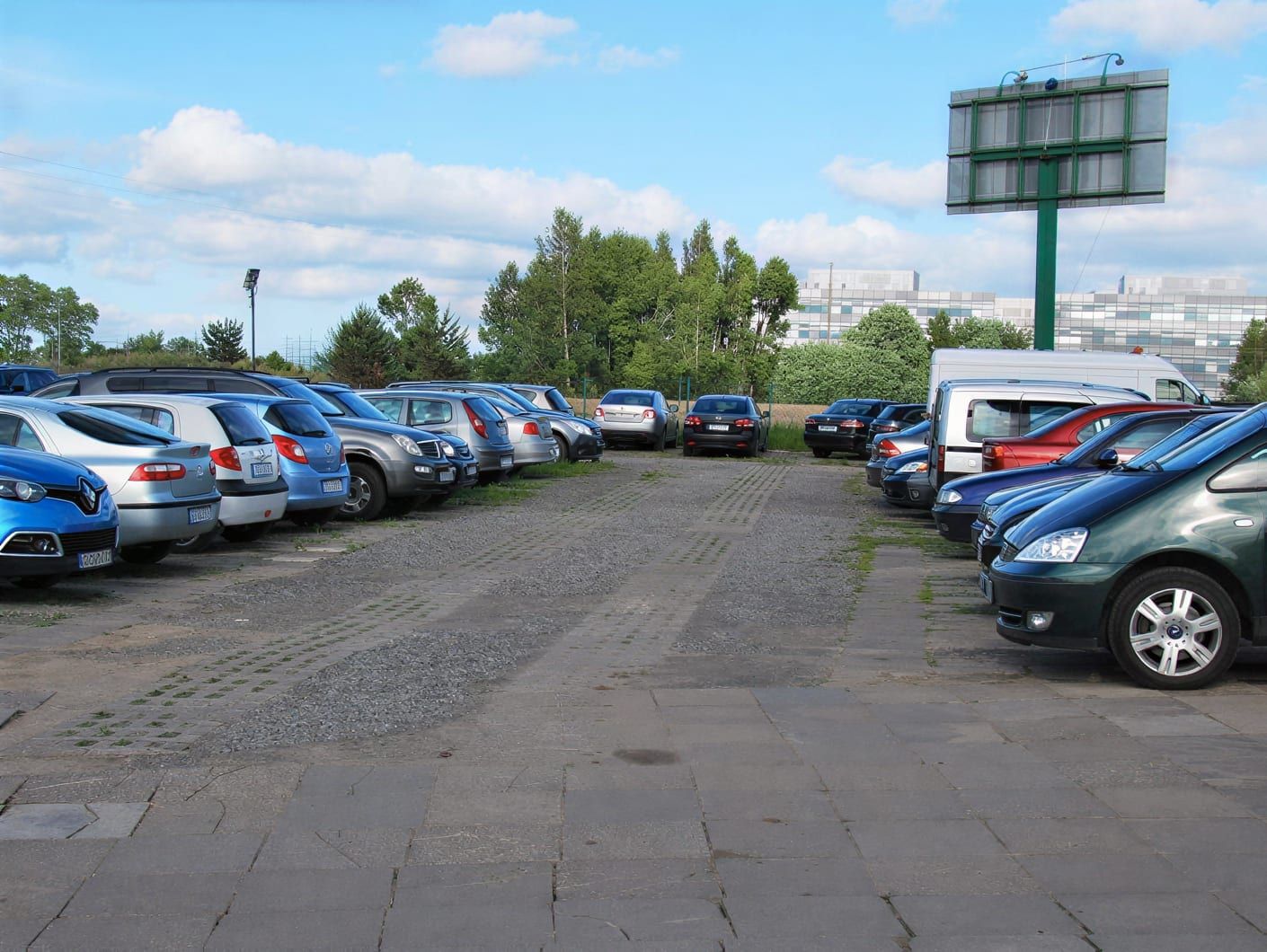 Sky Parking - zdjęcie parkingu