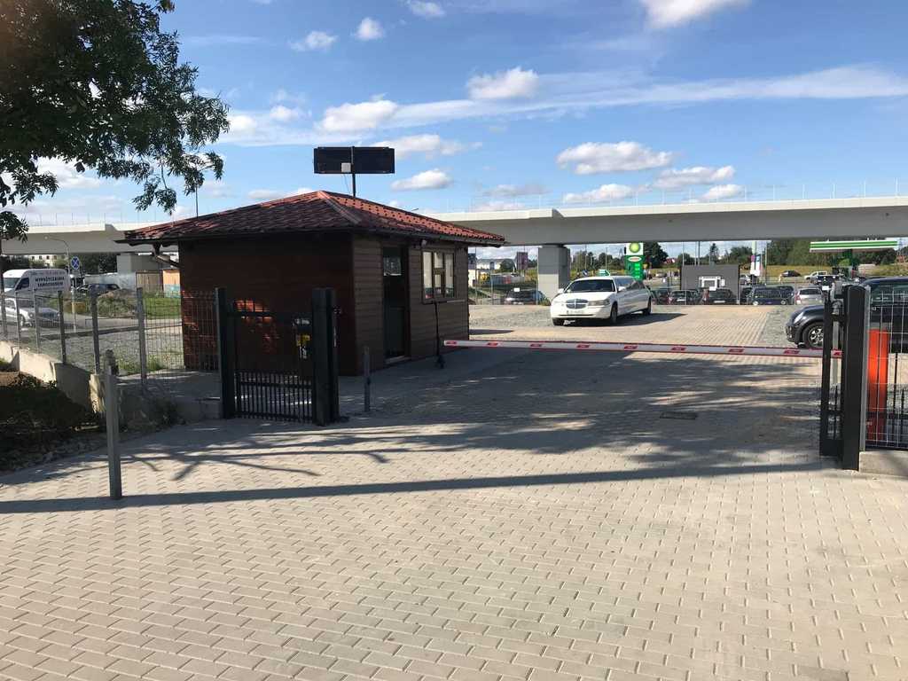Zdjęcie Gdańsk Parking Lotnisko | Minicity samoobsługowy