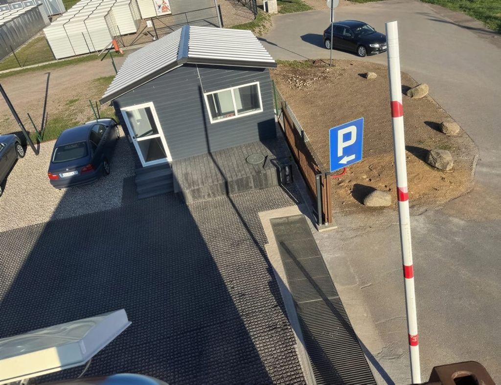Odlotowy Parking Rębiechowo - lotnisko Gdańsk (GDN) - zdjęcie 6