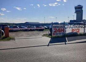Parking P12